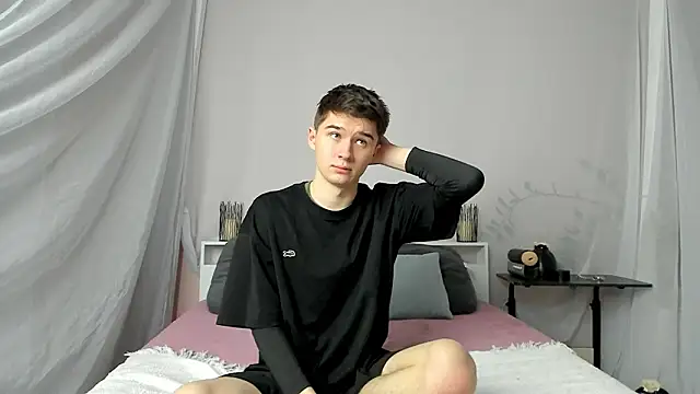 SherlockMax online show from 02/04/26, 07:09