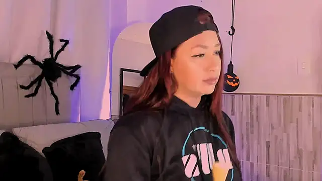 Snapshot of AnastasiaGreey chatting on 10/14/25, 10:10 AnastasiaGreey online show from 10/14/25, 10:10