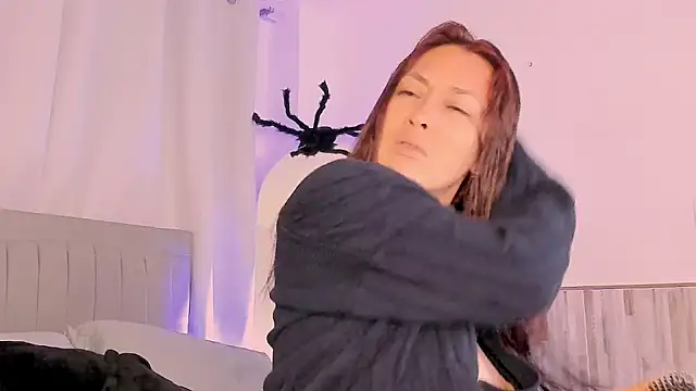 Snapshot of AnastasiaGreey chatting on 10/26/25, 12:49 AnastasiaGreey online show from 10/26/25, 12:49