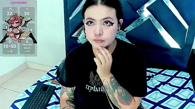 keith cute online show from 10/18/25, 01:34