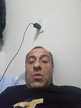 Snapshot of NY-DuDu chatting on 12/04/25, 06:23 NY-DuDu online show from 12/04/25, 06:23