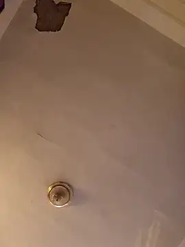 Snapshot of NY-DuDu chatting on 12/22/25, 12:35 NY-DuDu online show from 12/22/25, 12:35