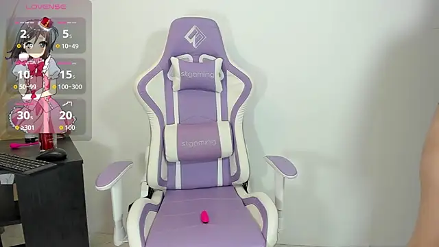 miaravel  online show from 10/09/25, 02:59