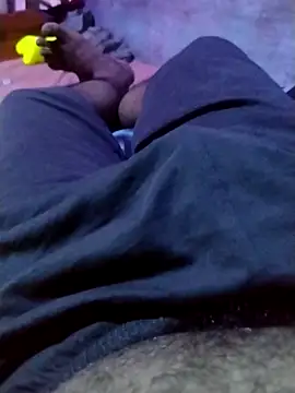 Snapshot of Girls_pussy_rider chatting on 09/14/25, 05:01 Girls pussy rider online show from 09/14/25, 05:01