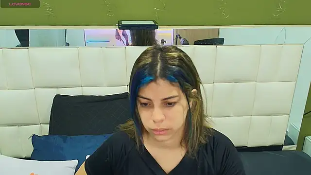 Snapshot of gisell_gomez chatting on 09/20/25, 12:06 gisell gomez online show from 09/20/25, 12:06