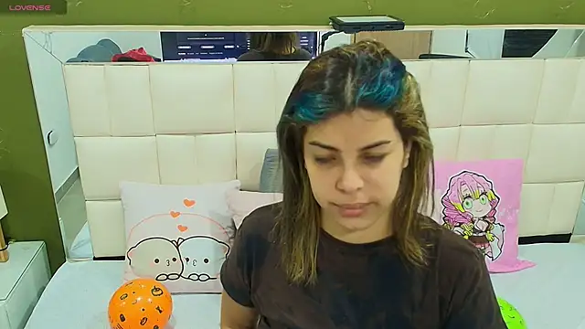 Snapshot of gisell_gomez chatting on 10/19/25, 12:06 gisell gomez online show from 10/19/25, 12:06