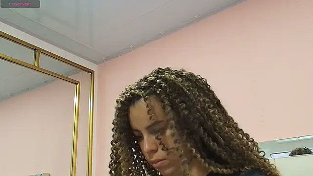 gisell gomez online show from 01/16/26, 01:26