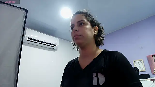 gisell gomez online show from 03/26/26, 08:36