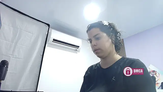 gisell gomez online show from 04/10/26, 08:24