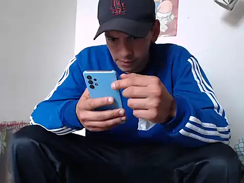 Snapshot of Thomasjons_ chatting on 09/09/25, 03:00 Thomasjons  online show from 09/09/25, 03:00