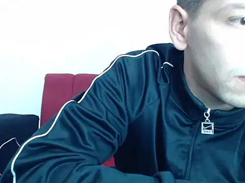 Snapshot of Thomasjons_ chatting on 10/04/25, 03:54 Thomasjons  online show from 10/04/25, 03:54