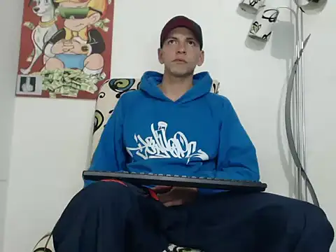Snapshot of Thomasjons_ chatting on 10/06/25, 01:25 Thomasjons  online show from 10/06/25, 01:25