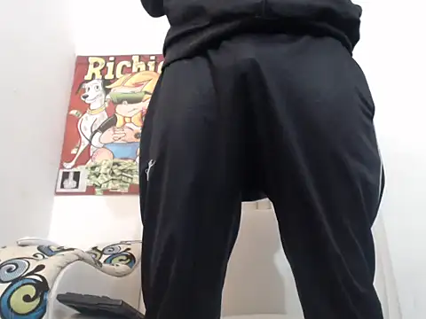 Snapshot of Thomasjons_ chatting on 10/25/25, 07:19 Thomasjons online show from 10/25/25, 07:19