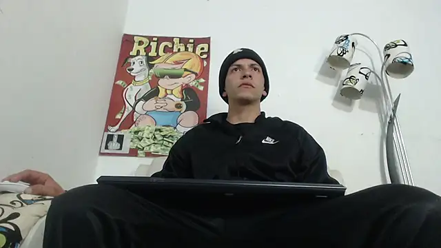 Snapshot of Thomasjons_ chatting on 11/29/25, 03:09 Thomasjons online show from 11/29/25, 03:09