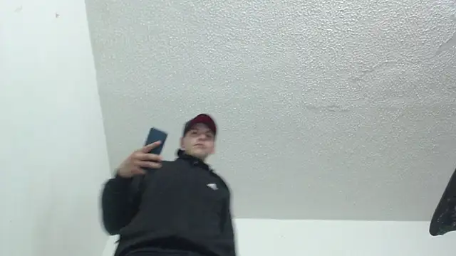 Snapshot of Thomasjons_ chatting on 12/03/25, 06:32 Thomasjons online show from 12/03/25, 06:32