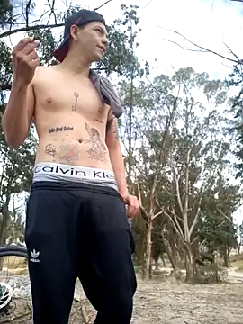 Snapshot of Thomasjons_ chatting on 12/04/25, 04:48 Thomasjons online show from 12/04/25, 04:48