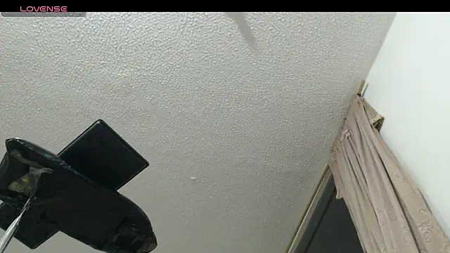 Thomasjons  online show from 04/29/26, 04:49