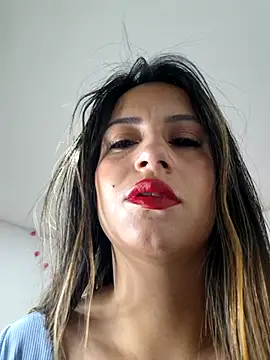 Snapshot of Ladynova440 chatting on 03/12/26, 04:46 Ladynova440 online show from 03/12/26, 04:46