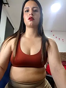 Snapshot of Ladynova440 chatting on 04/01/26, 06:05 Ladynova440 online show from 04/01/26, 06:05