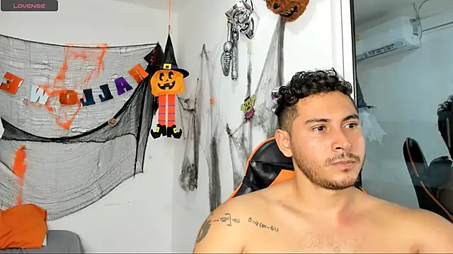 ashlan king online show from 10/25/25, 01:18