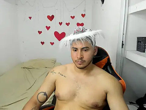 Snapshot of ashlan_king chatting on 02/23/26, 06:38 ashlan king online show from 02/23/26, 06:38