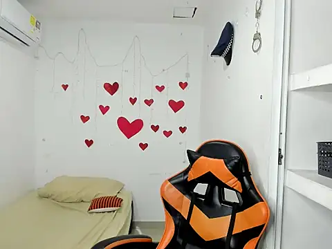 Snapshot of ashlan_king chatting on 03/05/26, 07:21 ashlan king online show from 03/05/26, 07:21