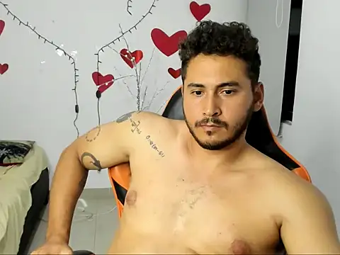 Snapshot of ashlan_king chatting on 03/10/26, 07:24 ashlan king online show from 03/10/26, 07:24