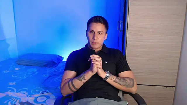 valentinosex1 online show from 01/08/26, 09:50