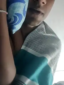 Snapshot of Bullboy8in chatting on 02/06/26, 01:54 Bullboy8in online show from 02/06/26, 01:54