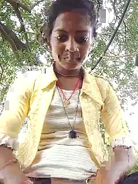 Snapshot of Hot_bbbb chatting on 09/19/25, 09:11 Hot bbbb online show from 09/19/25, 09:11