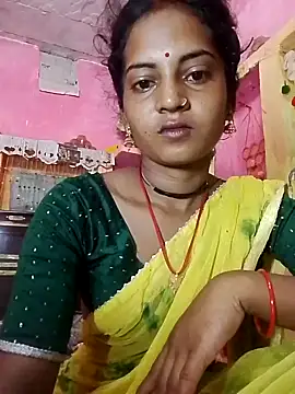 Snapshot of Hot_bbbb chatting on 09/27/25, 08:36 Hot bbbb online show from 09/27/25, 08:36