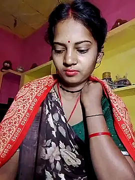 Snapshot of Hot_bbbb chatting on 11/29/25, 11:19 Hot bbbb online show from 11/29/25, 11:19