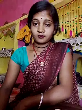 Snapshot of Hot_bbbb chatting on 04/14/26, 05:19 Hot bbbb online show from 04/14/26, 05:19