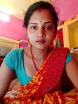 Snapshot of Hot_bbbb chatting on 05/16/26, 10:36 Hot bbbb online show from 05/16/26, 10:36