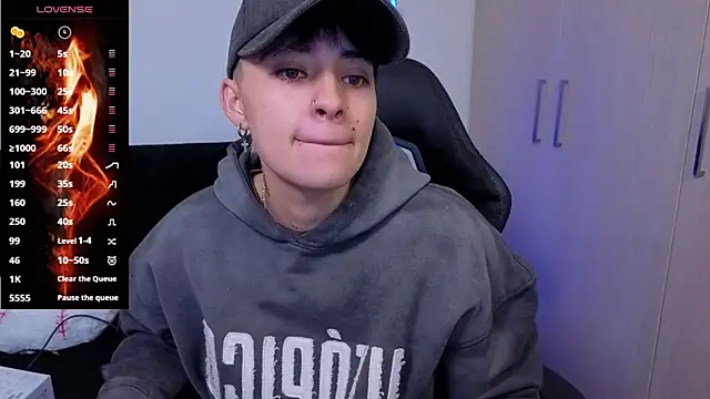 imlaiaaa online show from 12/05/25, 12:52