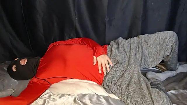 Snapshot of NTR_COUPLE chatting on 04/02/26, 10:51 NTR COUPLE online show from 04/02/26, 10:51