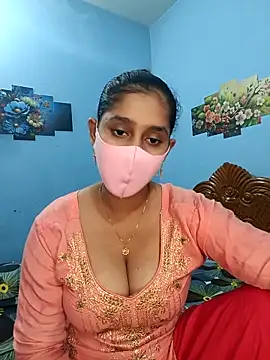 Cute Faria online show from 11/18/25, 04:00