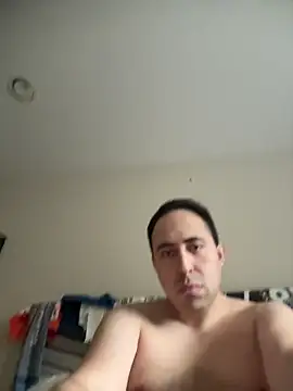 Snapshot of Mikey_Sucker chatting on 10/20/25, 08:09 Mikey Sucker online show from 10/20/25, 08:09