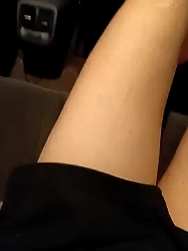 Jessical--Li online show from 10/03/25, 06:16