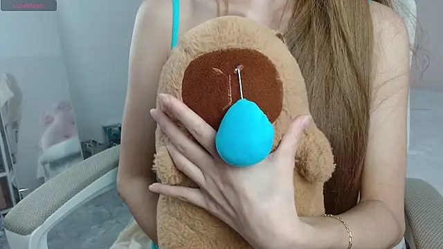 Snapshot of Alina_MissAsian chatting on 11/23/25, 03:12 Alina MissAsian online show from 11/23/25, 03:12