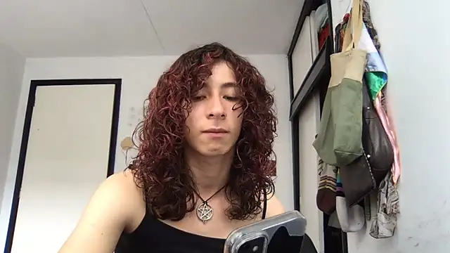 Snapshot of camille_delrey chatting on 04/09/26, 05:18 camille delrey online show from 04/09/26, 05:18