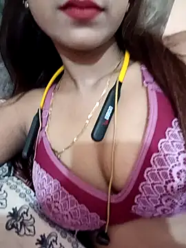 payalsharma95 online show from 09/14/25, 04:39