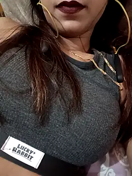 payalsharma95 online show from 09/25/25, 05:16