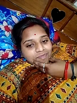 Hot crety online show from 09/23/25, 11:24