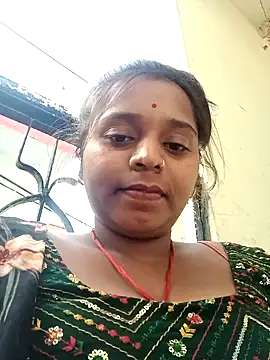 Snapshot of Hot_crety chatting on 11/03/25, 11:33 Hot crety online show from 11/03/25, 11:33