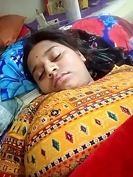 Snapshot of Hot_crety chatting on 11/08/25, 11:58 Hot crety online show from 11/08/25, 11:58