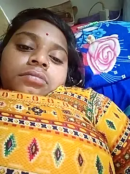 Snapshot of Hot_crety chatting on 11/14/25, 11:35 Hot crety online show from 11/14/25, 11:35