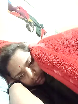 Hot crety online show from 02/01/26, 12:09