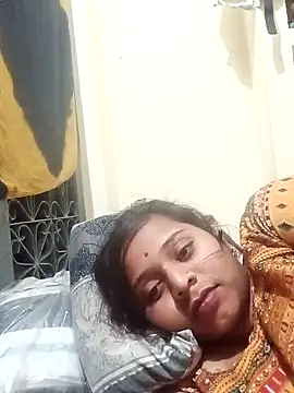 Hot crety online show from 03/04/26, 01:50