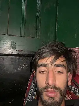 Snapshot of lyath3245 chatting on 03/13/26, 06:36 lyath3245 online show from 03/13/26, 06:36